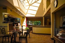  - Holiday Inn Express Grover Beach - CA 101, Exit 188