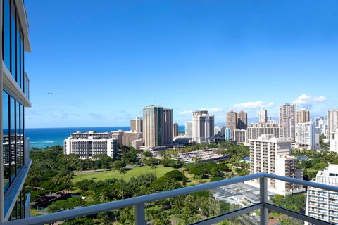 THE RITZ-CARLTON RESIDENCES, WAIKIKI BEACH - Main Photo