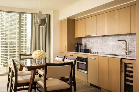 THE RITZ-CARLTON RESIDENCES, WAIKIKI BEACH - Photo 21