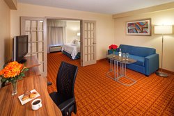  - Fairfield Inn & Suites by Marriott Toronto Airport