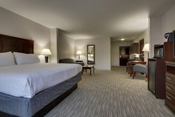  - Holiday Inn Express & Suites Middleboro - I-495, Exit 15