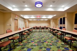  - Holiday Inn Express & Suites SW Raleigh - I-40, Exit 295