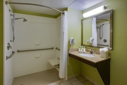  - Holiday Inn Express & Suites SW Raleigh - I-40, Exit 295