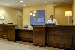  - Holiday Inn Express & Suites SW Raleigh - I-40, Exit 295