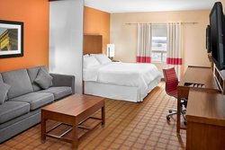  - Four Points by Sheraton Hotel Edmonton