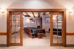  - Four Points by Sheraton Hotel South Edmonton