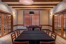  - Four Points by Sheraton Hotel South Edmonton