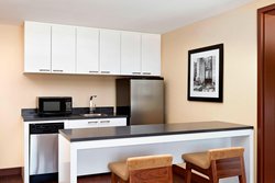  - Four Points by Sheraton Hotel Airport Kelowna