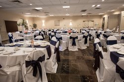  - Holiday Inn Weirton