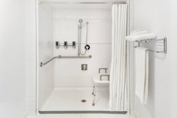  - Four Points by Sheraton Hotel Surrey