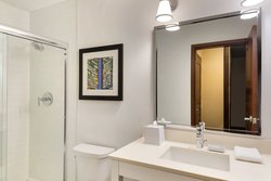  - Four Points by Sheraton Hotel Surrey