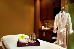  - Four Points by Sheraton Hotel Airport Calgary