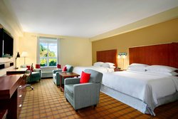  - Four Points by Sheraton Hotel Victoria