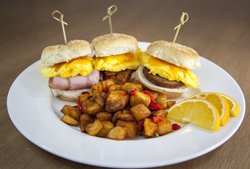  - Holiday Inn & Suites North Scottsdale - AZ 101, Exit 38