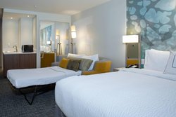  - Courtyard by Marriott Hotel Fresh Meadows