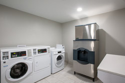  - Holiday Inn Express & Suites Columbus