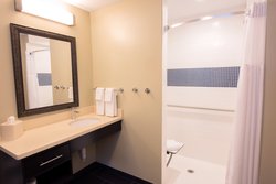  - Staybridge Suites Albany - I-87, Exit 2
