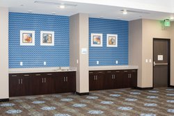  - Holiday Inn Express & Suites Southeast Oklahoma City - I-35, Exit 125