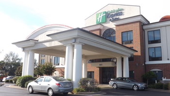 Holiday Inn Express & Suites