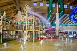  - Holiday Inn Express & Suites Baxter