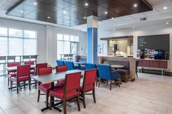  - Holiday Inn Express & Suites Chesterfield