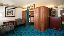  - Holiday Inn Express Cortez