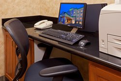  - Holiday Inn Express Fairgrounds Warners