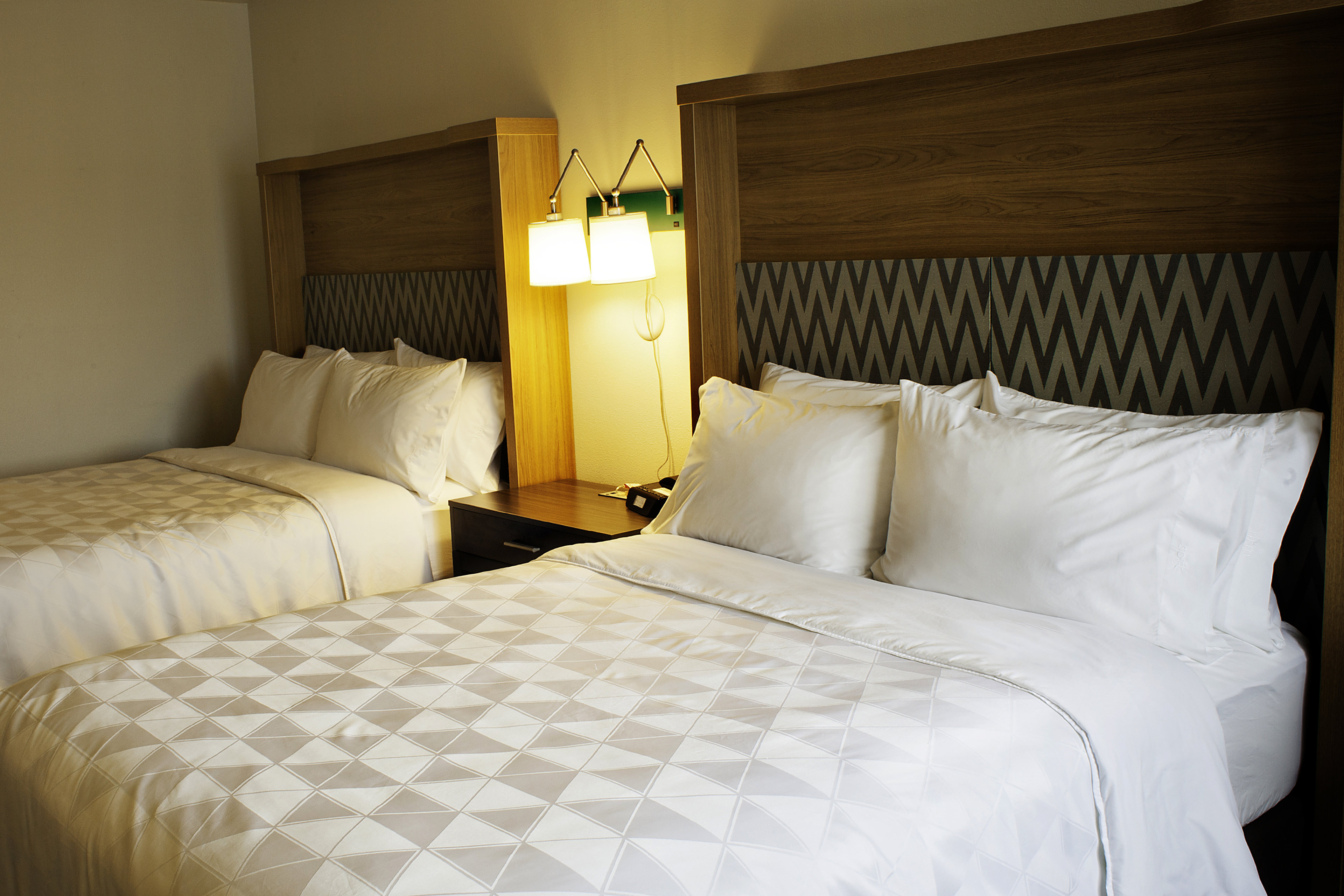 Relax in the Oregon State Capitol's best guest rooms!