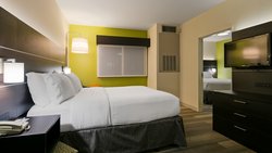  - Holiday Inn Express & Suites Everett - I-5, Exit 186