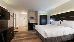  - Holiday Inn Express & Suites Everett - I-5, Exit 186