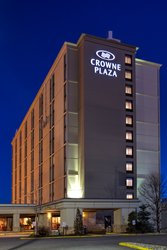  - Crowne Plaza Hotel Newark Airport Elizabeth - I-95, Exit 13A