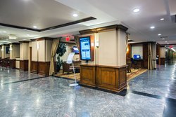  - Crowne Plaza Hotel Newark Airport Elizabeth - I-95, Exit 13A