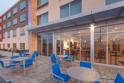  - Holiday Inn Express & Suites Sterling Heights