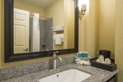  - Holiday Inn Express & Suites Webster - I-45, Exit 25