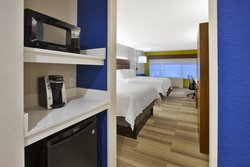  - Holiday Inn Express & Suites Victor