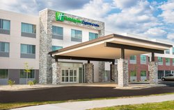  - Holiday Inn Express & Suites Rock Falls
