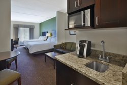  - Holiday Inn Express & Suites Geneva