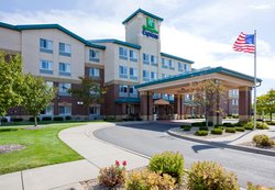  - Holiday Inn Express North St Paul - I-35 E, Exit 115