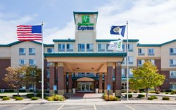  - Holiday Inn Express North St Paul - I-35 E, Exit 115