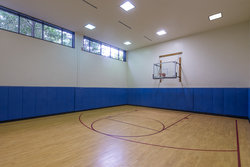  - Crowne Plaza Hotel Plainsboro