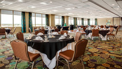 - Holiday Inn & Suites Overland Park - I-35, Exit 225A