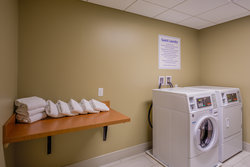  - Holiday Inn Express & Suites Reedsville