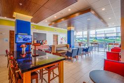  - Holiday Inn Express & Suites Reedsville