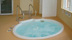  - Holiday Inn Express & Suites Edson