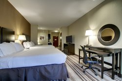  - Holiday Inn Express & Suites Natchez