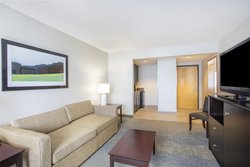 - Holiday Inn & Suites Parsippany - I-80, Exit 45 & 47