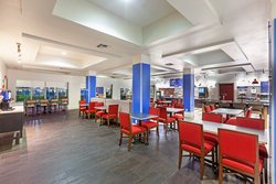  - Holiday Inn Express  & Suites Park Plaza South Shreveport