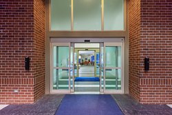  - Holiday Inn Express  & Suites Park Plaza South Shreveport