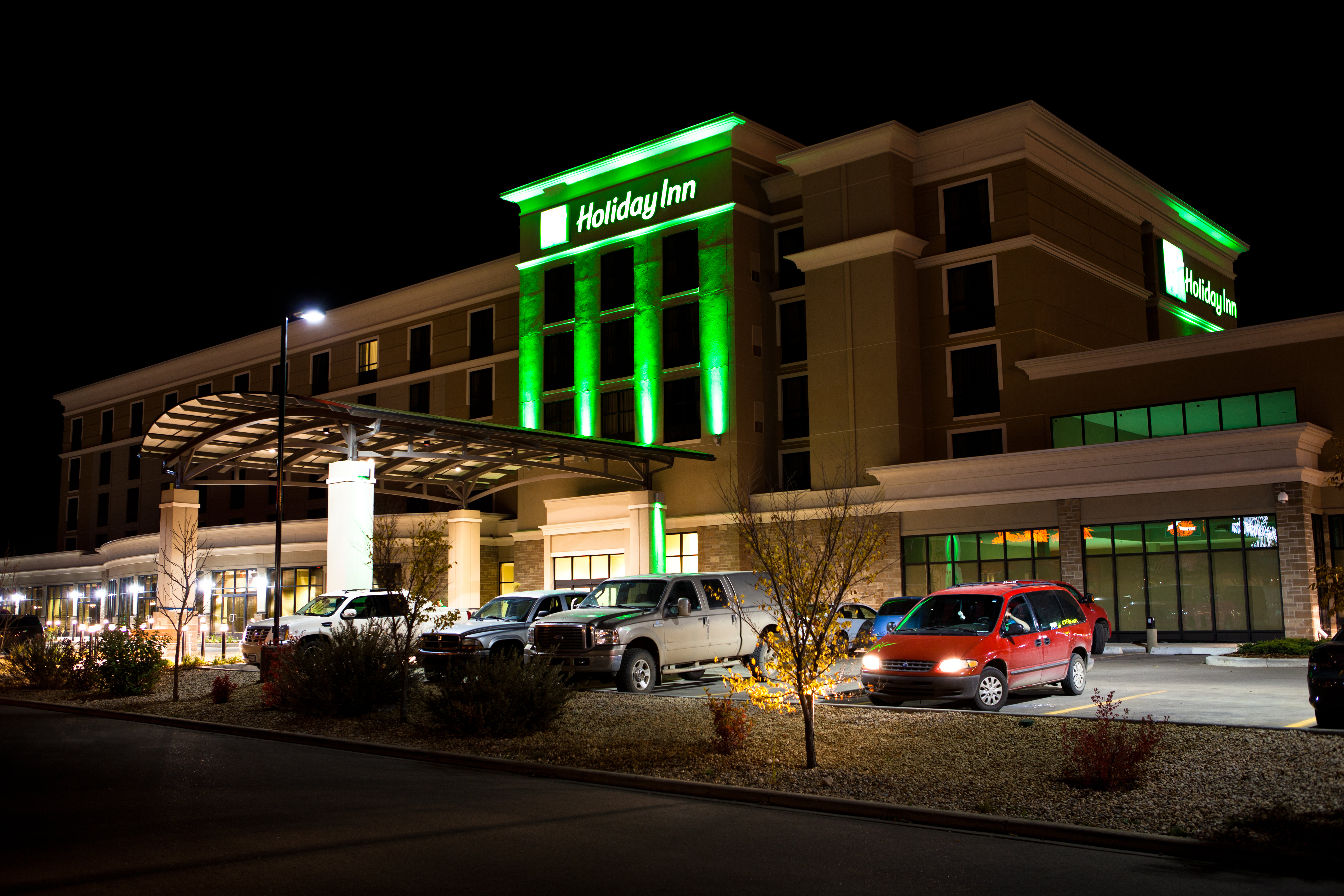 Main Lobby of Holiday Inn & Suites Red Deer South at Night