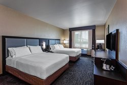  - Holiday Inn Express & Suites Anaheim - I-5, Exit 110